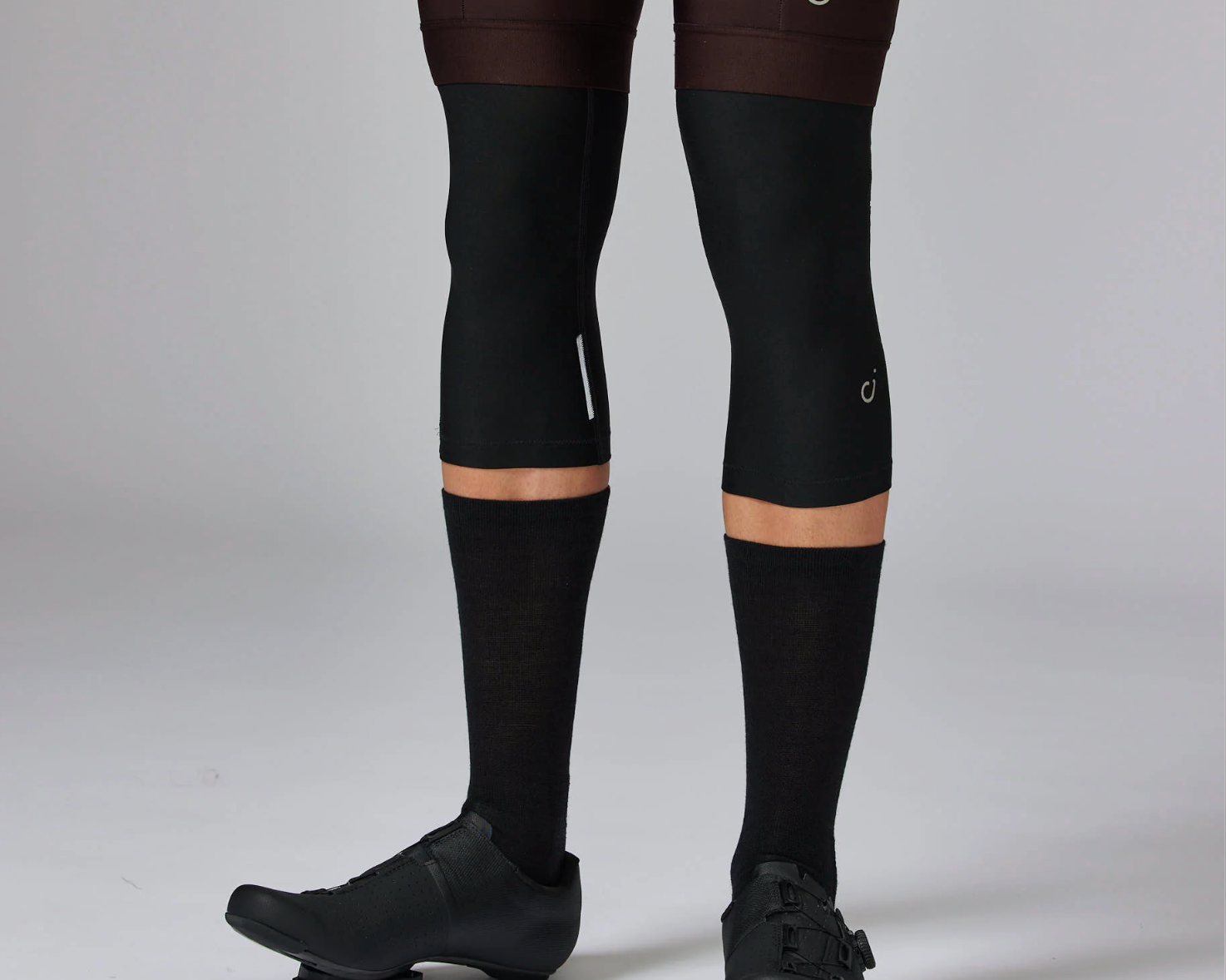 Italian-made Velocio ONE Knee Warmers for road and gravel cycling