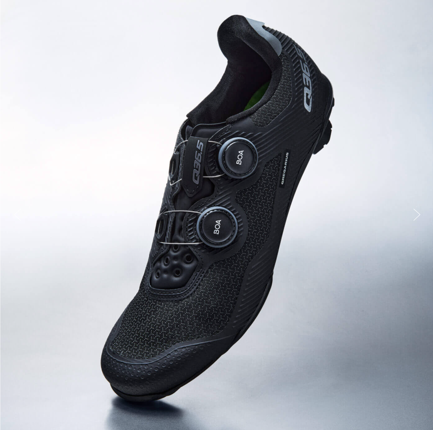 profile of Q36.5 Gregarius Road cycling shoes in black with boa ratchets