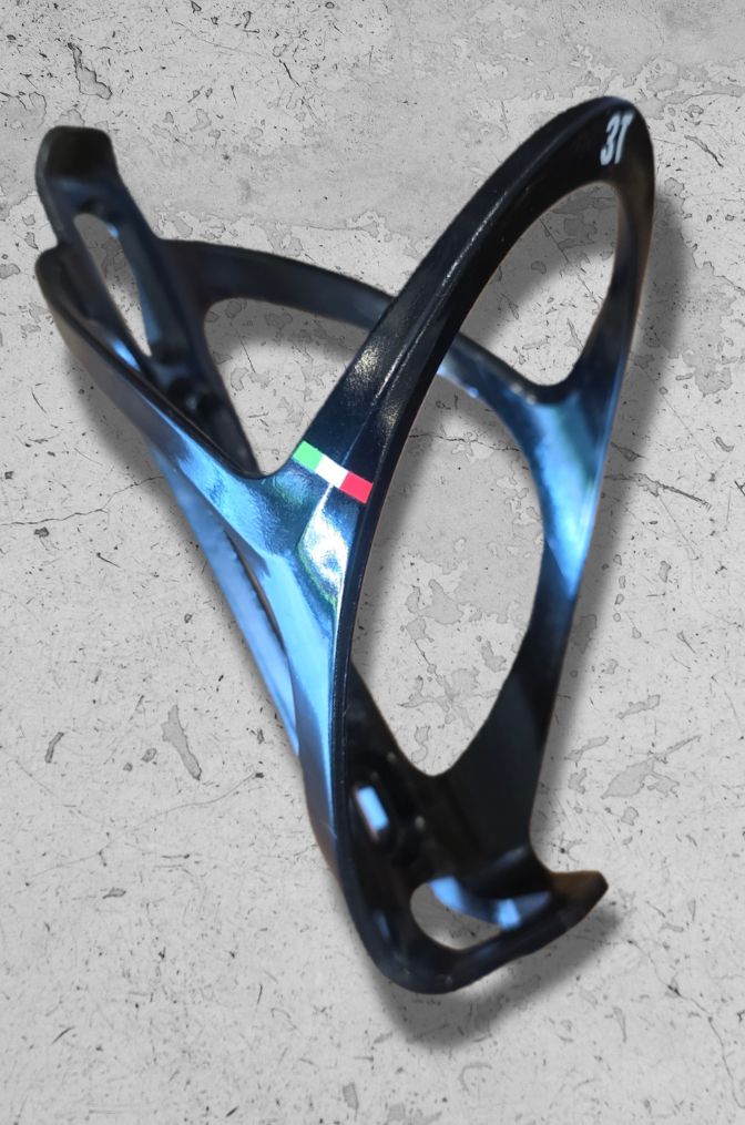 Side profile of 3T PC Bottle Cage showing secure bottle retention and minimalist design