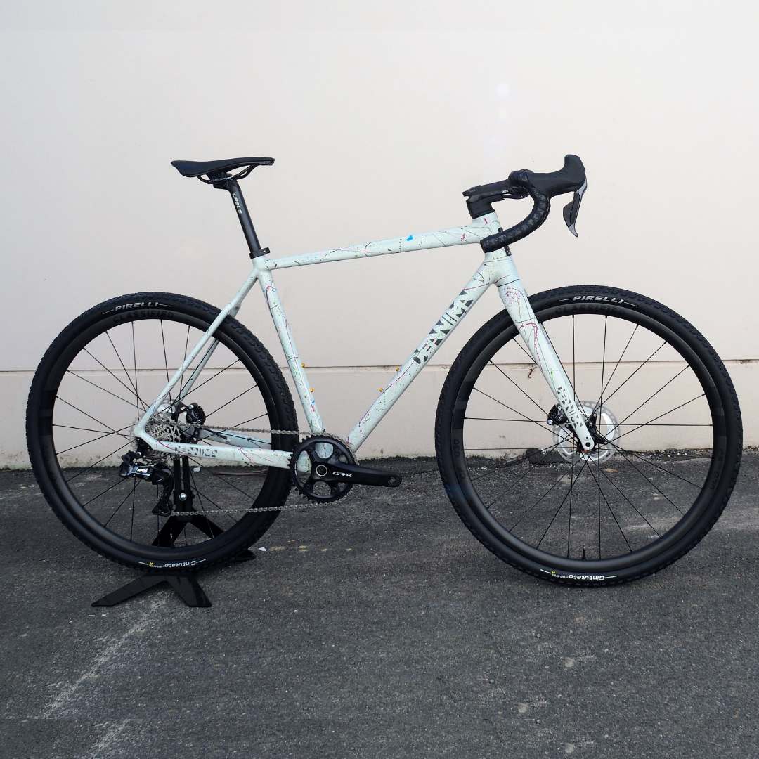 DEANIMA SOUL CUSTOM CARBON GRAVEL BIKE