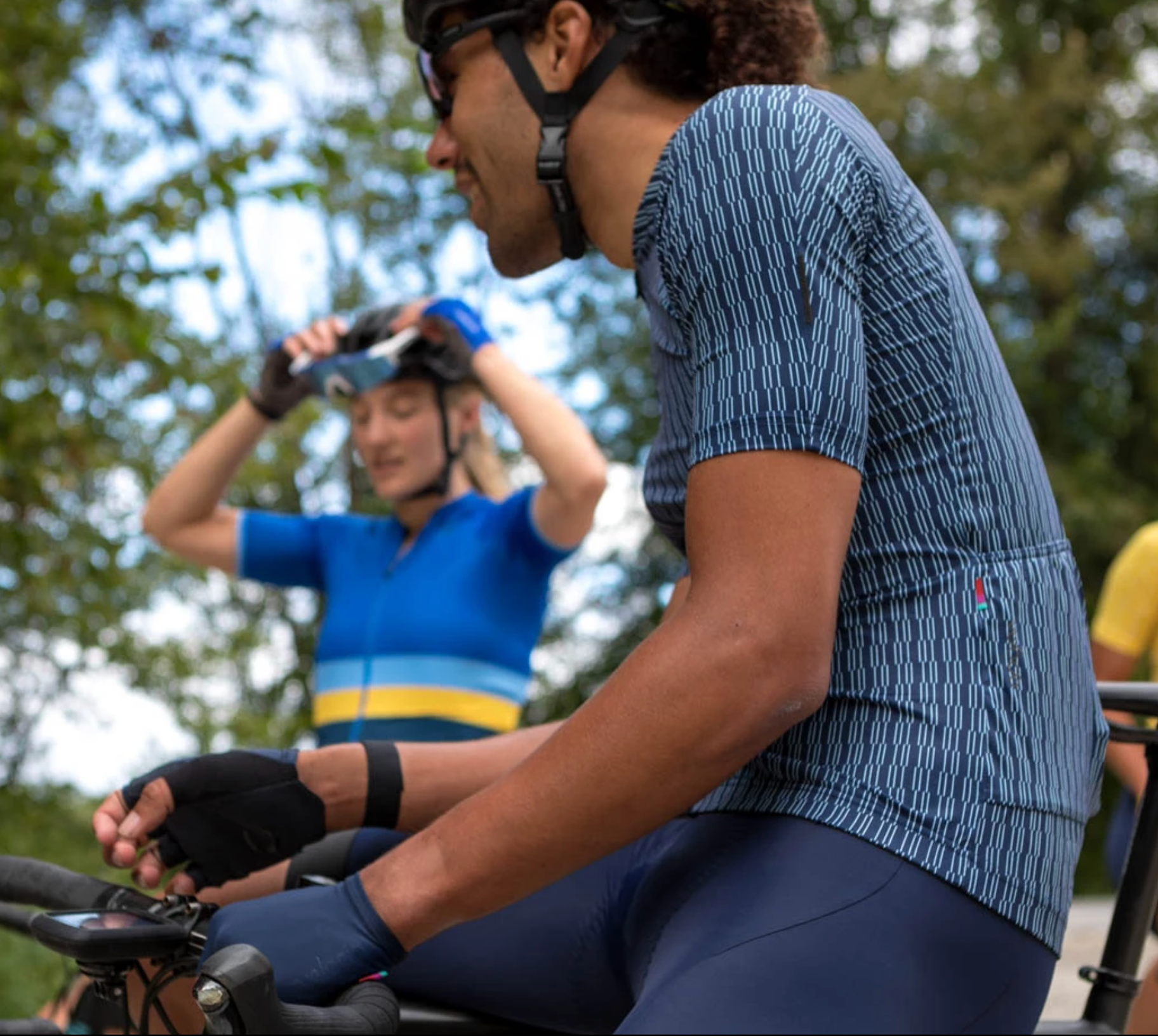 Small mens bike top